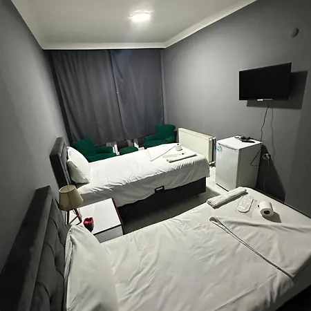 Apartmanhotel Uraz *